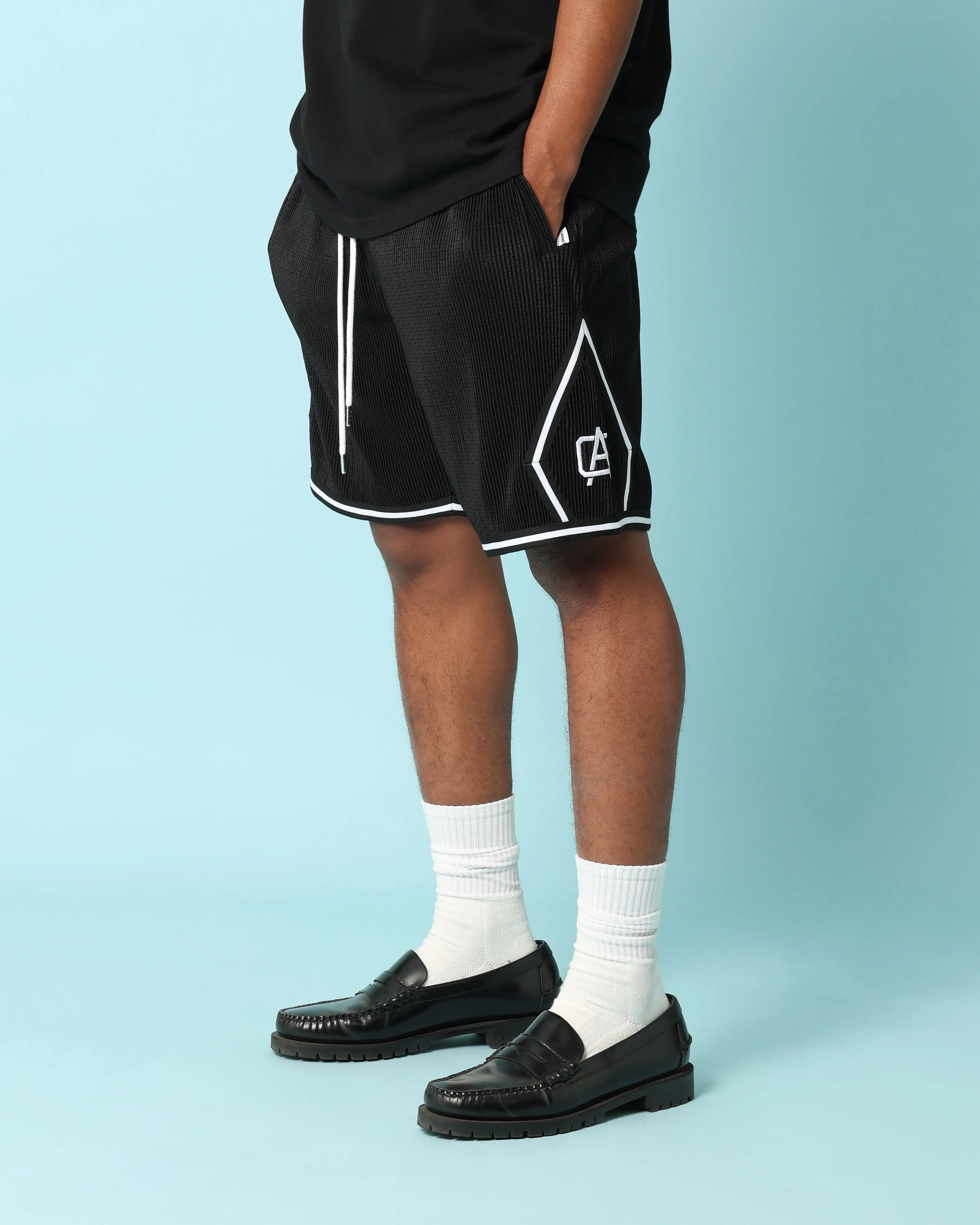 Carré Fold Ball Shorts Black