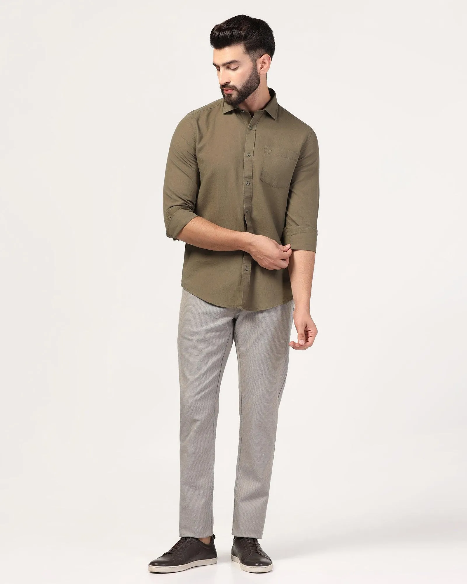 Casual Olive Solid Shirt - Lang