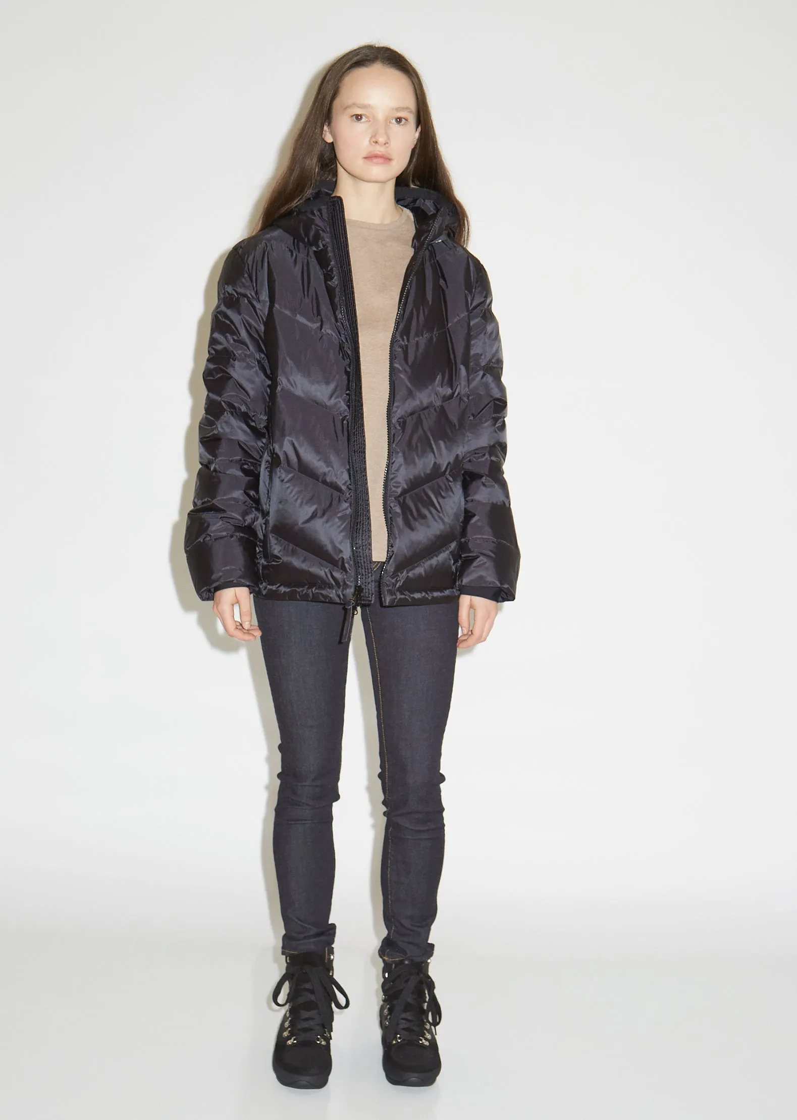 Chevron Hooded Down Jacket