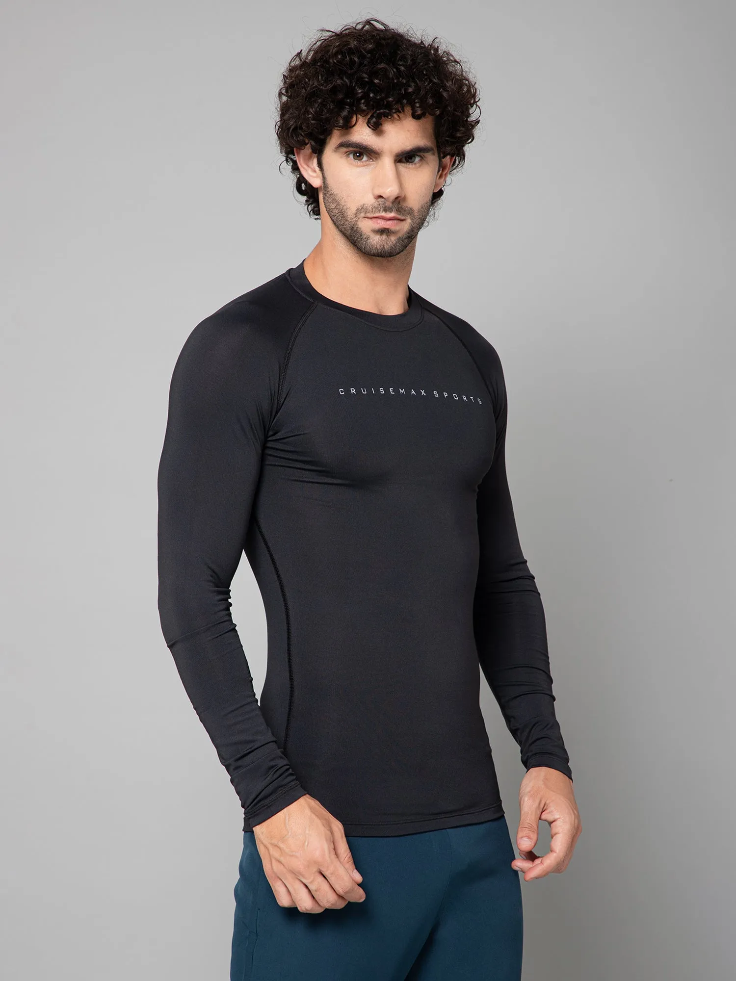 MINIMAL BUZZ CORE COMPRESSION FULL SLEEVE T-SHIRT-BLACK