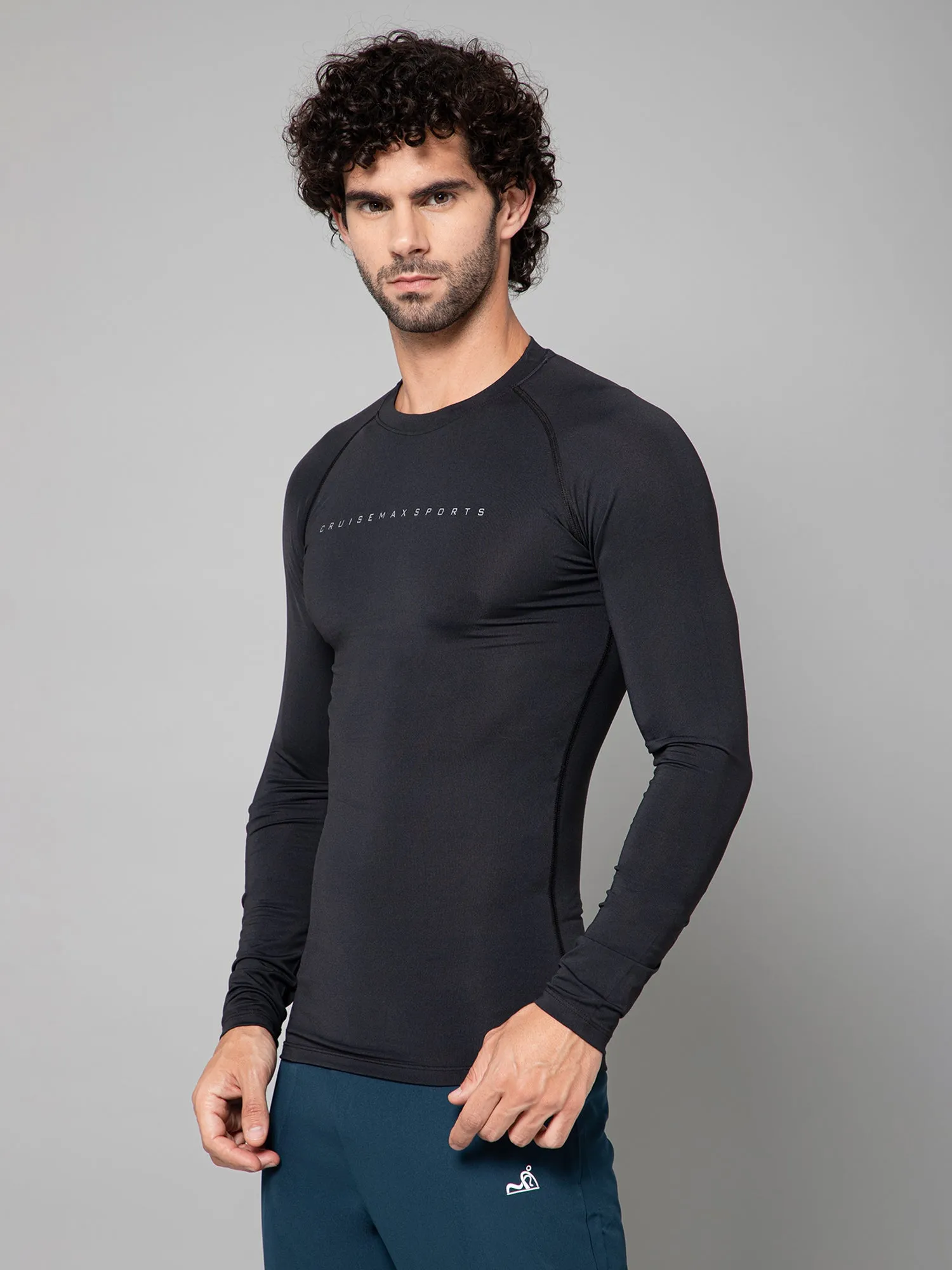 MINIMAL BUZZ CORE COMPRESSION FULL SLEEVE T-SHIRT-BLACK