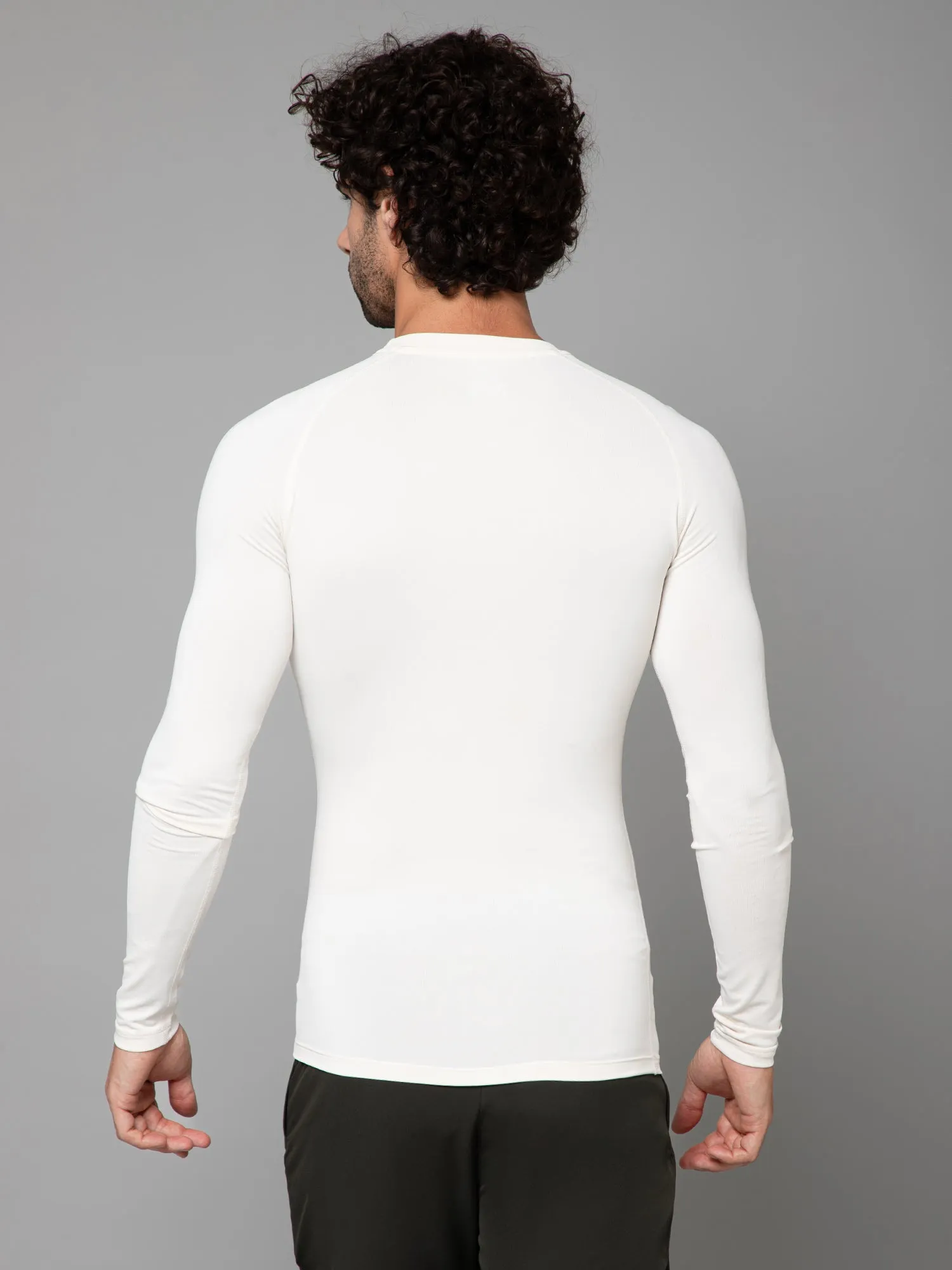 MINIMAL BUZZ CORE COMPRESSION FULL SLEEVE T-SHIRT-CREAM